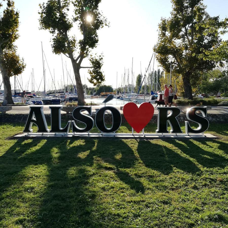 Alsóörs CH Apartamento Exterior foto
